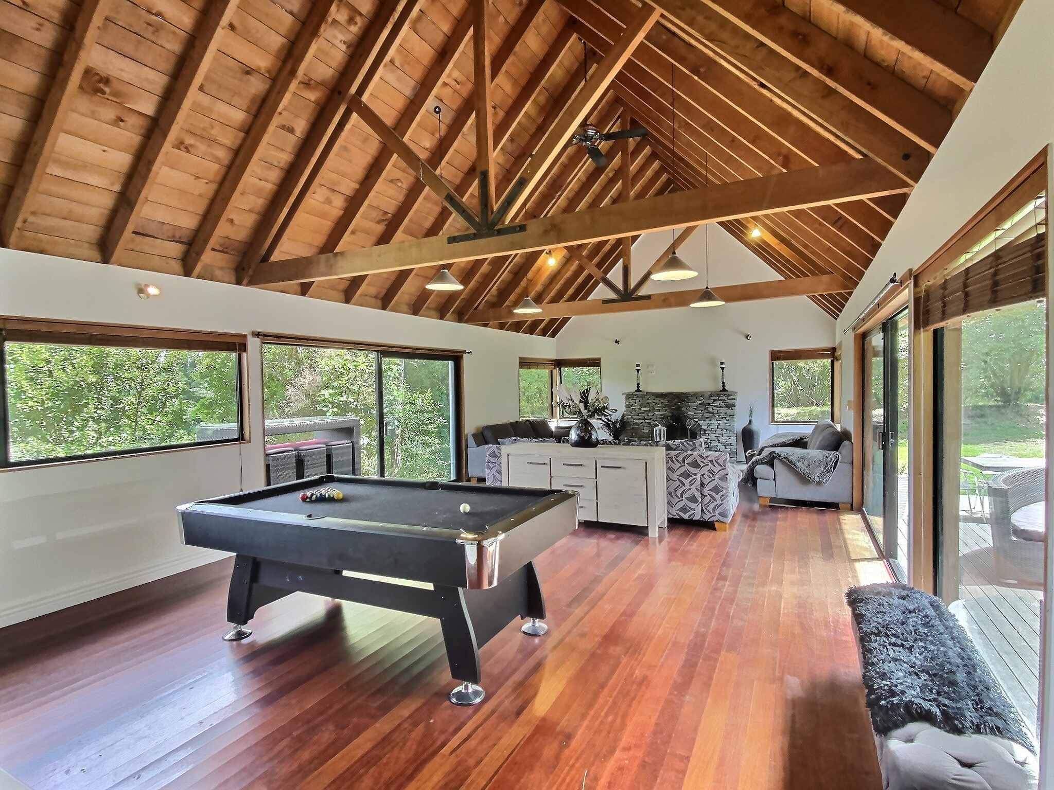 1946 Arnold Valley Road,Moana 