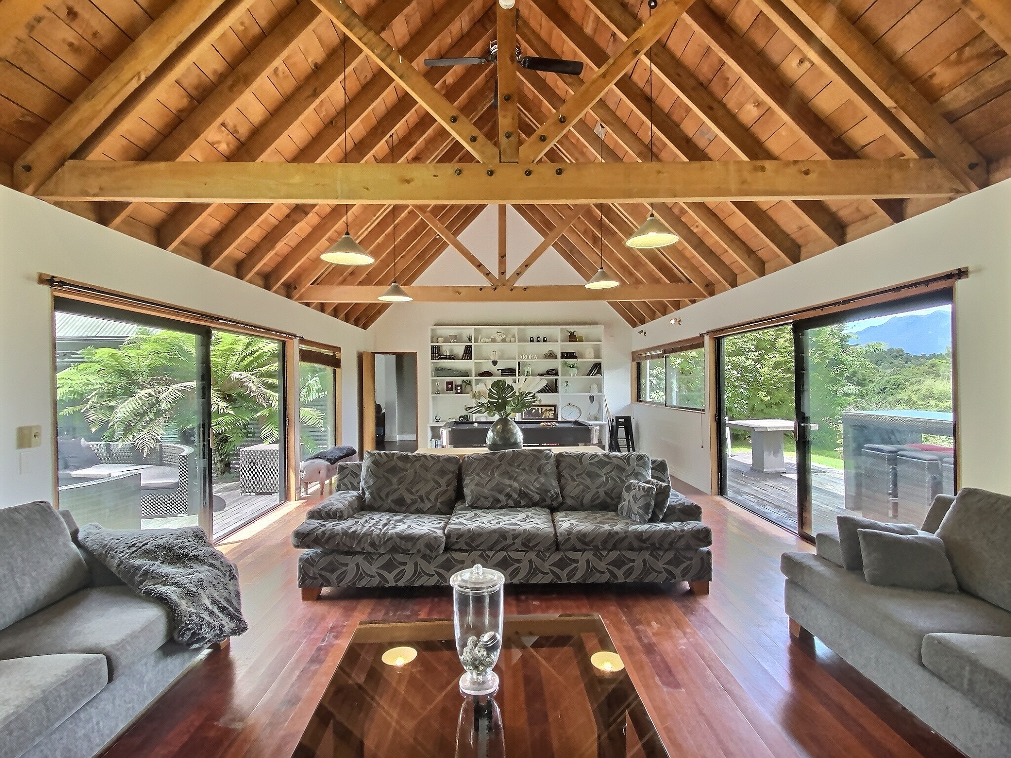 1946 Arnold Valley Road,Moana 