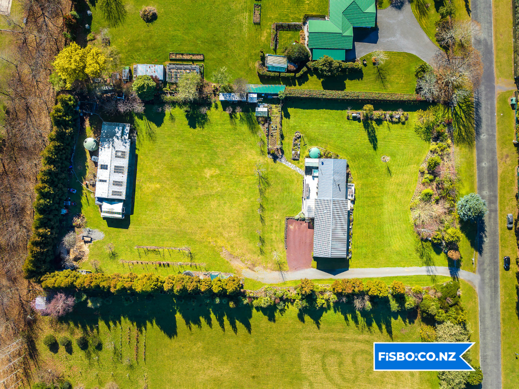 21 River Park Drive